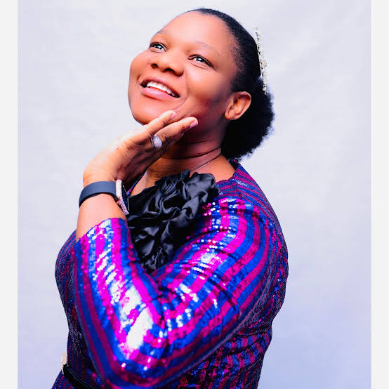 Bukola Bekes – Glory Belongs To God